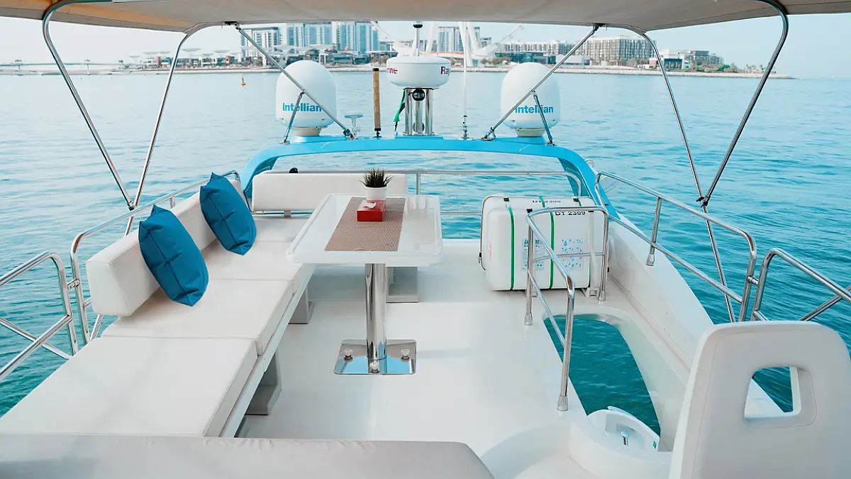 Azimut 50 X33 — 53 ft — photo 3