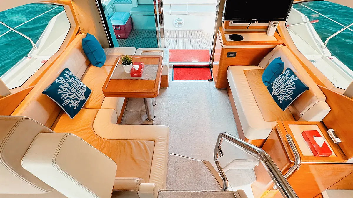 Azimut 50 X33 — 53 ft — photo 9