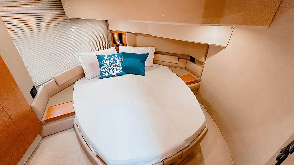 Azimut 50 X33 — 53 ft — photo 10