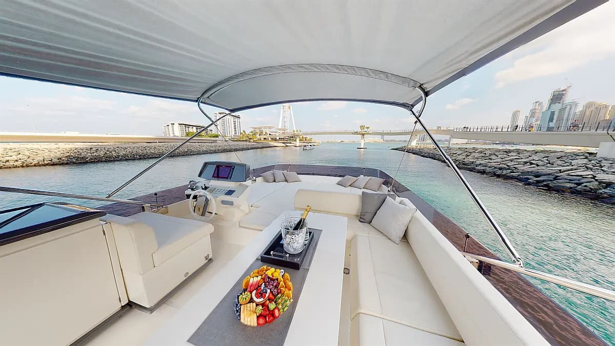 Ferretti 670 Aquilla — 66 футов — фото 10