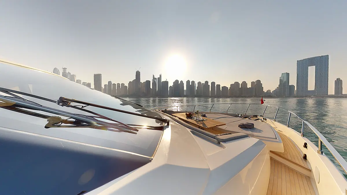 Ferretti 780 Solace — 79 ft — photo 4