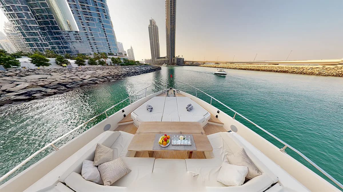 Ferretti 780 Solace — 79 ft — photo 5