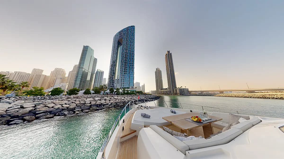 Ferretti 780 Solace — 79 ft — photo 6