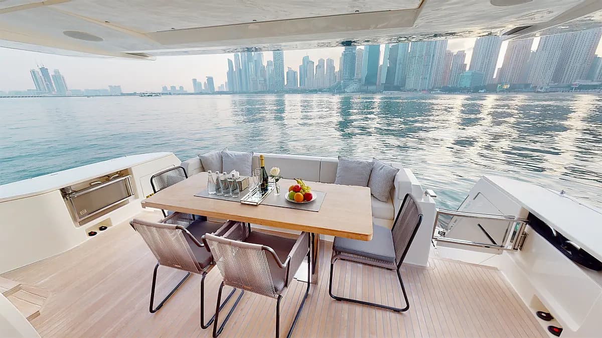 Ferretti 780 Solace — 79 ft — photo 10