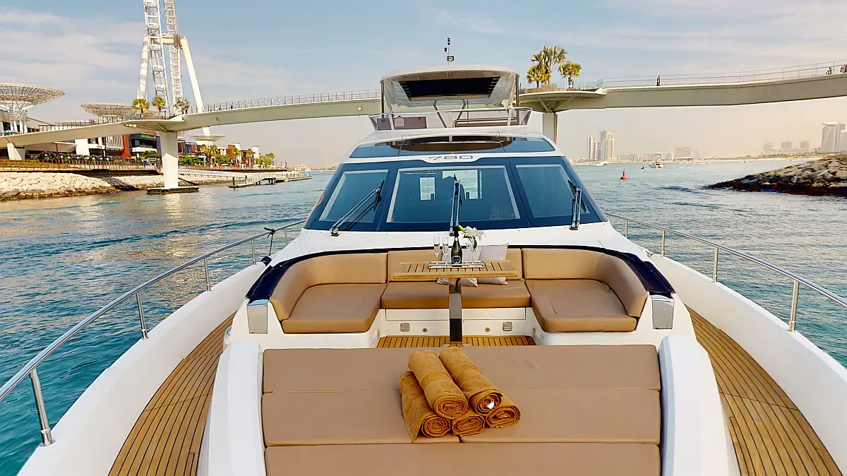 Galeon 780 Bella — 80 ft — photo 9
