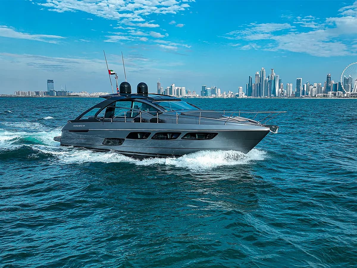 Pershing 5X Zephyr underway off Dubai