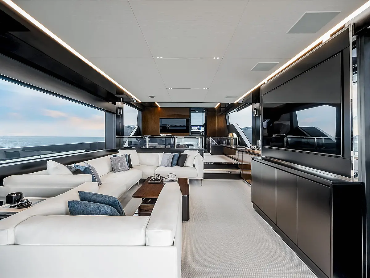 Riva 82 Diva ZY Nautica Diva — 83 ft — photo 2