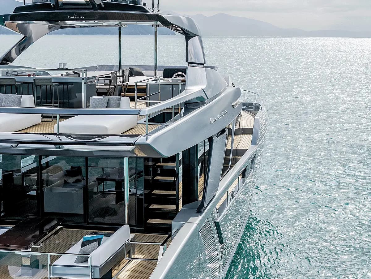 Riva 82 Diva ZY Nautica Diva — 83 ft — photo 10