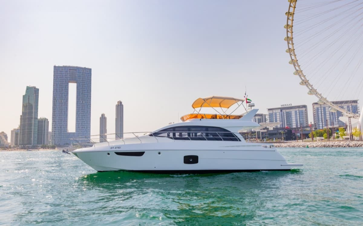 Sky Walker Gib, 52 ft