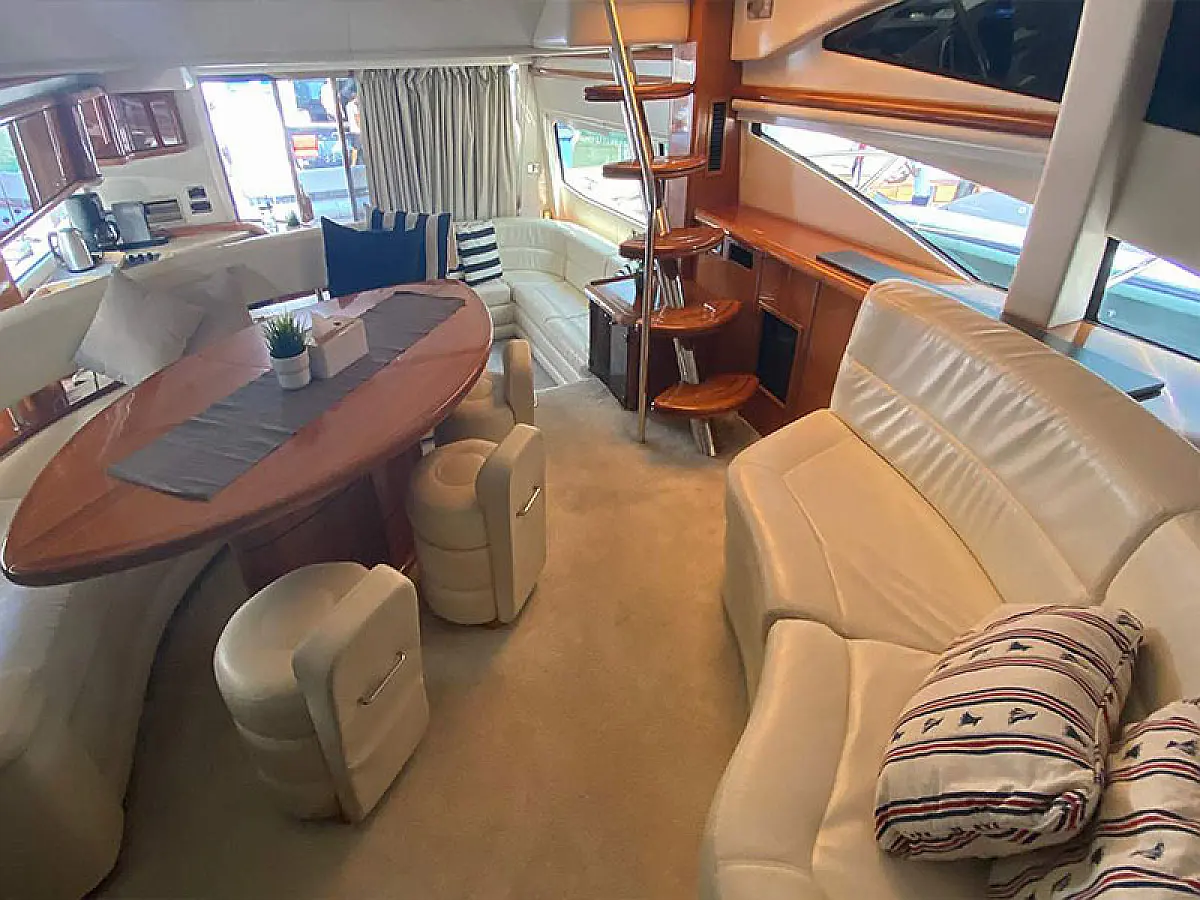 Sunseeker 64 — 64 ft — photo 3