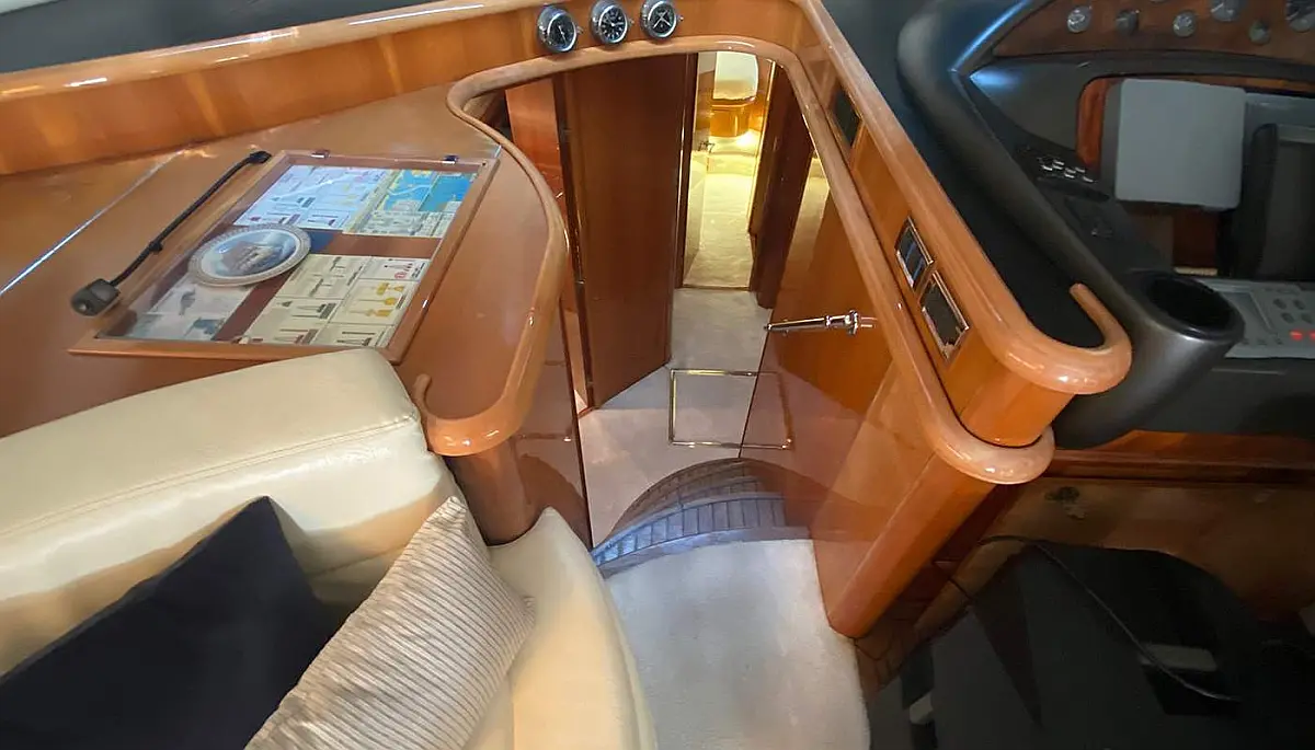 Sunseeker 64 — 64 ft — photo 8