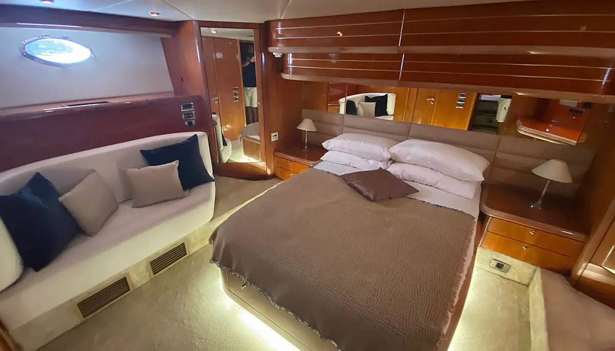 Sunseeker 64 — 64 ft — photo 10